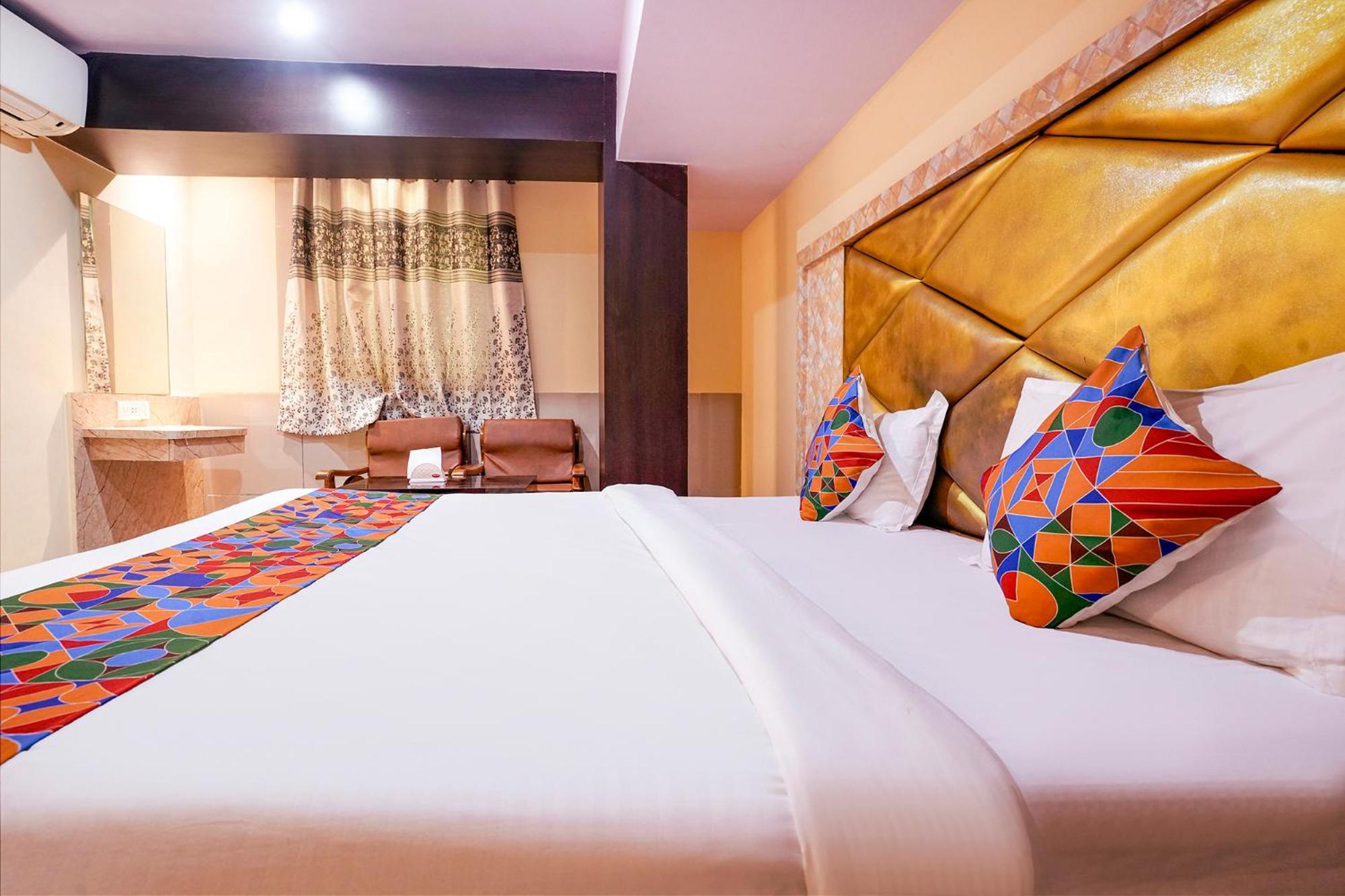 Fabhotel Everest 4*
