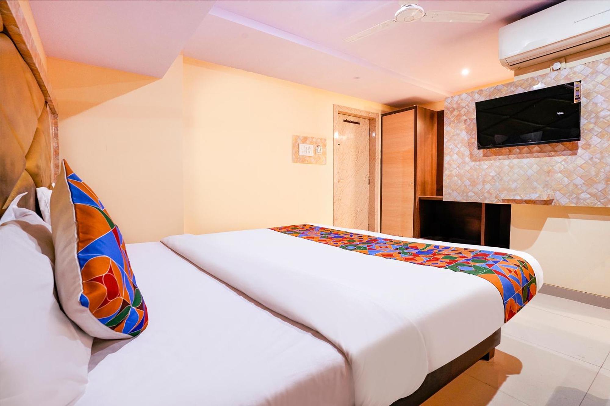 Fabhotel Everest Vashi