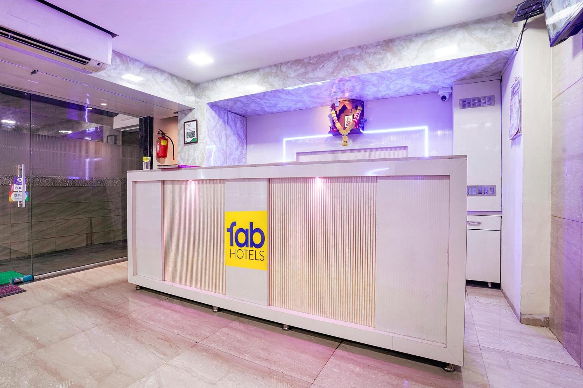 Hotel Fabhotel Everest Vashi